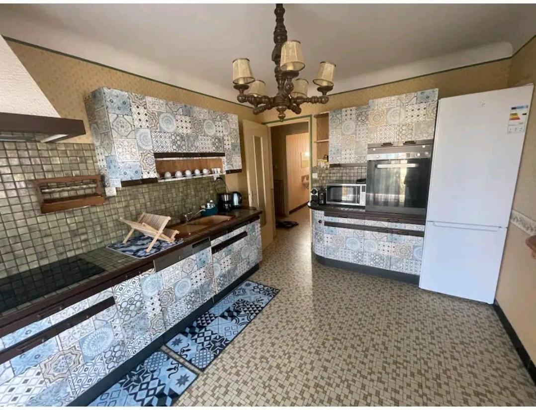 -Comme A La Maison- Jardin, Veranda, Ideal Familles Et Business นีออร์ ภายนอก รูปภาพ