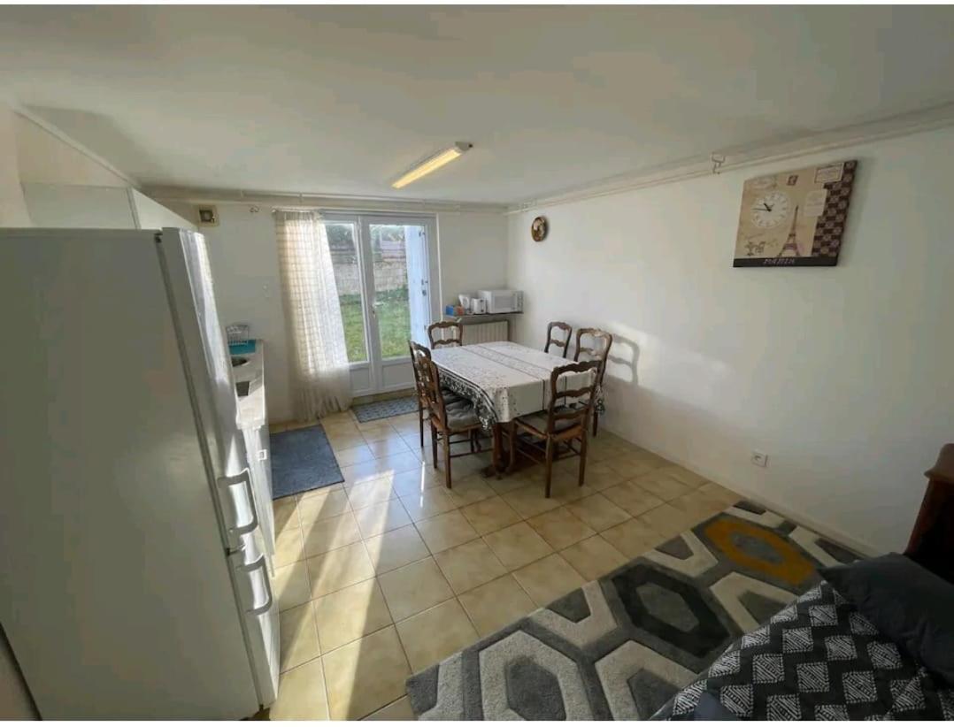 -Comme A La Maison- Jardin, Veranda, Ideal Familles Et Business นีออร์ ภายนอก รูปภาพ